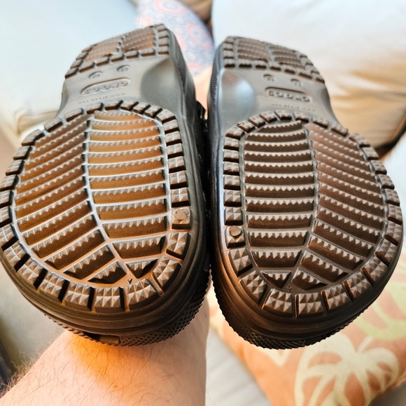 Yukon Vista Literide CROCS, EUC - Picture 10 of 11